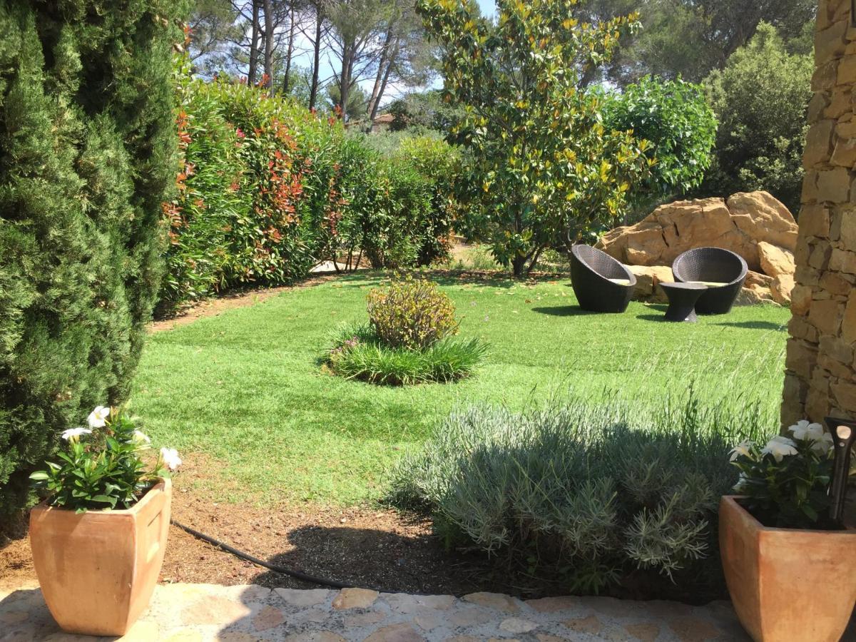 Une Pause En Provence Le Beausset Exterior foto