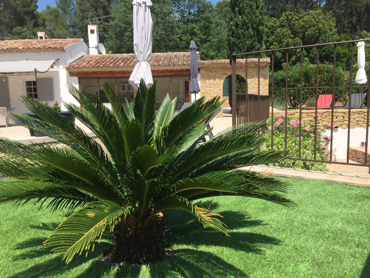 Une Pause En Provence Le Beausset Exterior foto