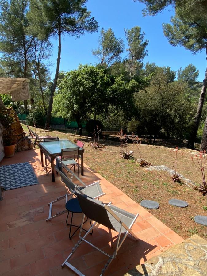 Une Pause En Provence Le Beausset Exterior foto